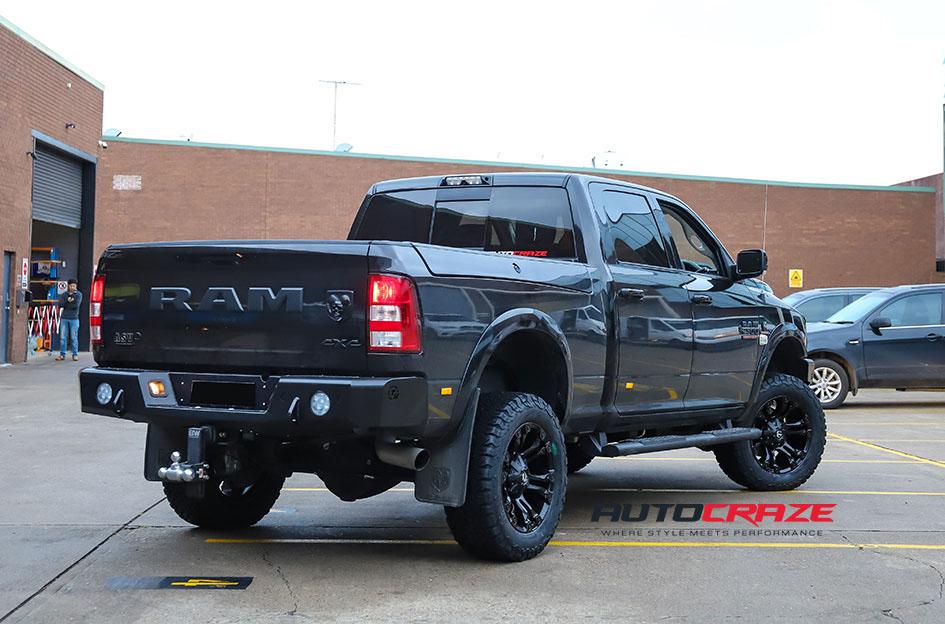 DODGE-RAM-VAPOR-MATTE-BLACK
